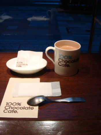 100%チョコレートカフェ
